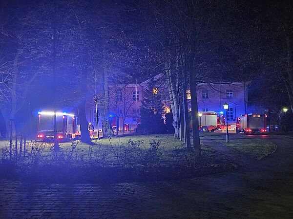 Nächtlicher Großeinsatz Nächtlicher Großeinsatz